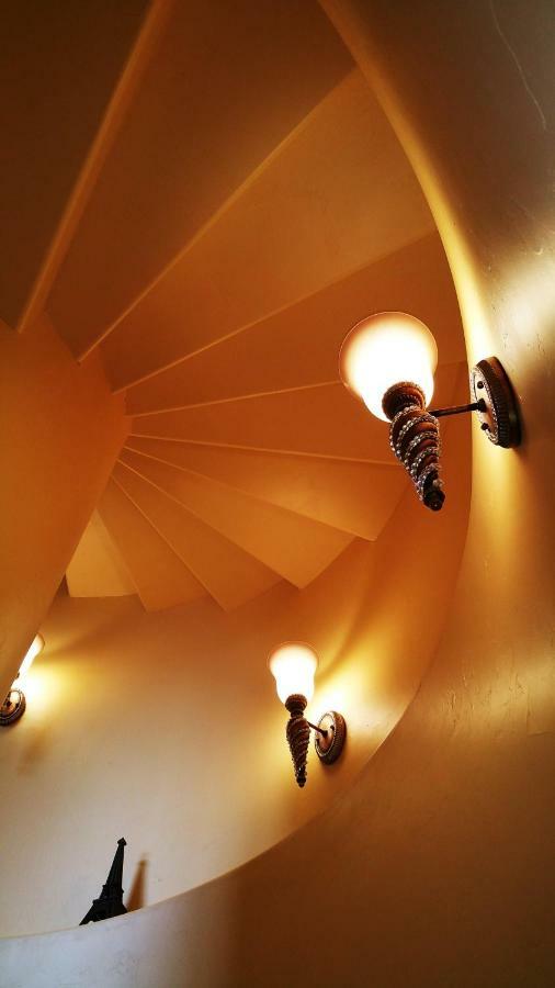 Chateau Du Pikes Peak, A Tuscany Retreat Bed & Breakfast 4*
